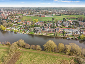 Photo 17- click for photo gallery